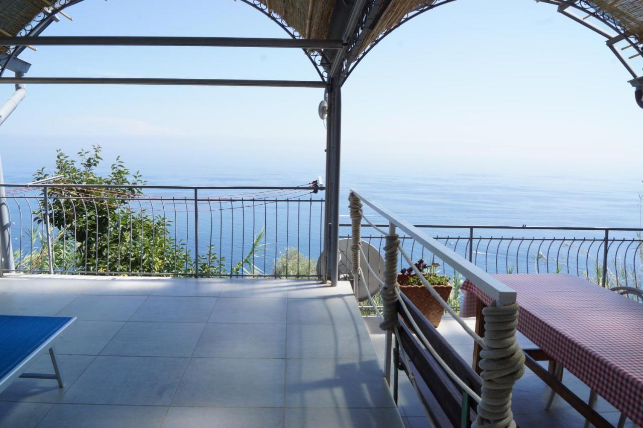 Total Sea View Grimaldi Διαμέρισμα Βεντιμίλια Εξωτερικό φωτογραφία