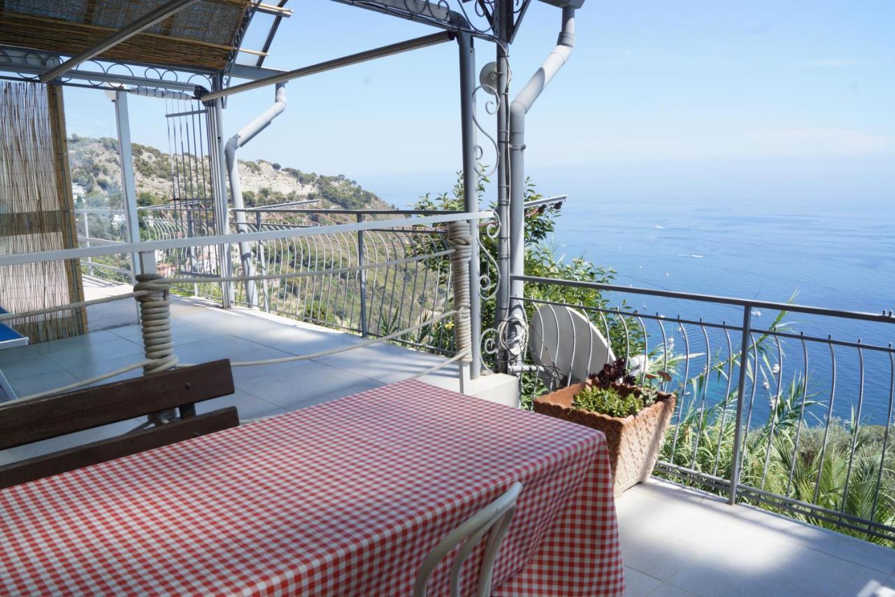 Total Sea View Grimaldi Διαμέρισμα Βεντιμίλια Εξωτερικό φωτογραφία
